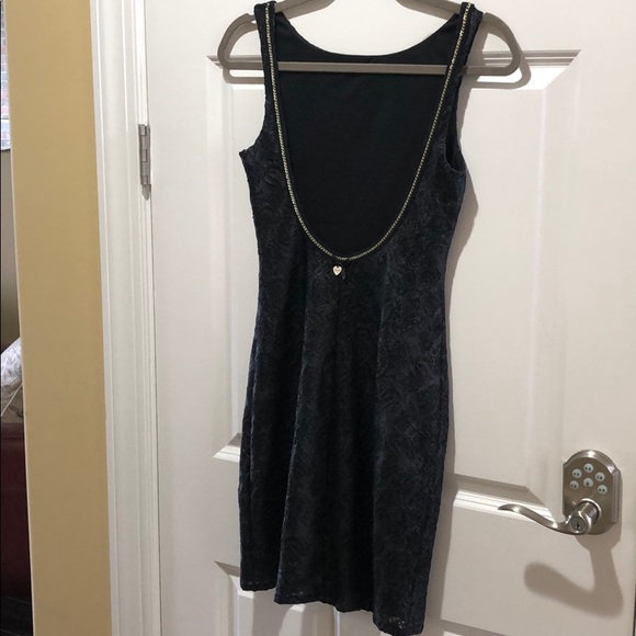 Simple black dress size small w/open back - Picture 3 of 5